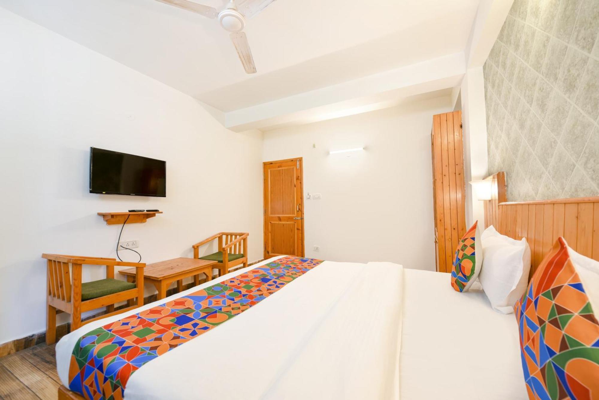 The Kanchanikoot - Luxury Comfort ! Travellers Delight ! Budget Friendly ! Prime Location ! Guest Favourite
